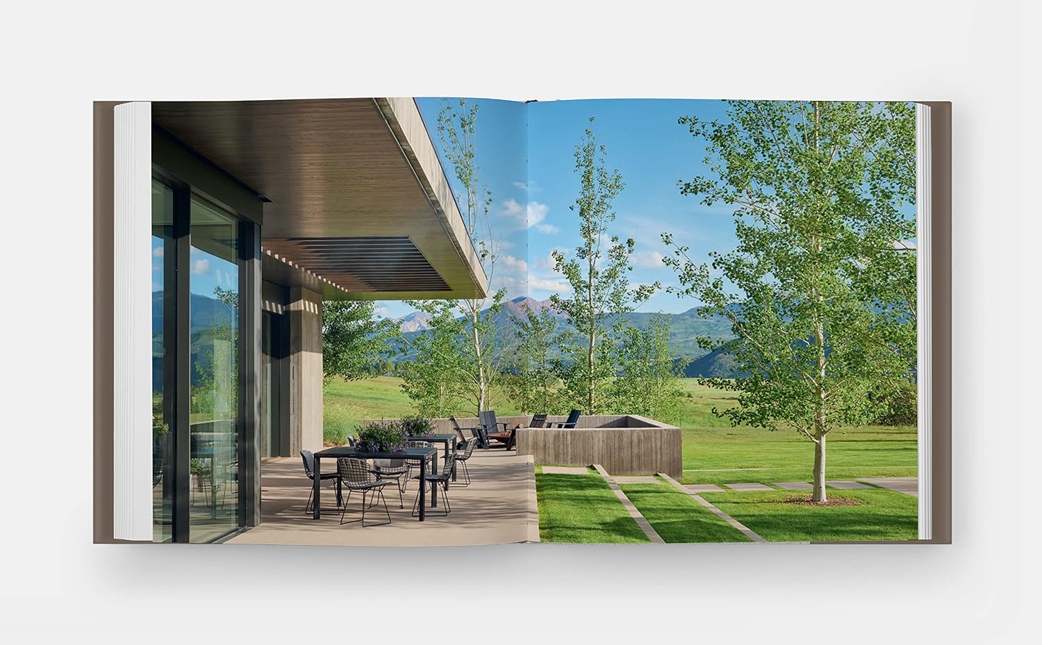 TheMeaningfulModernHome-2